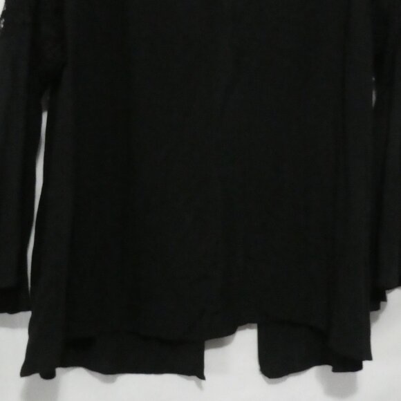 Unbranded | P2P 22 inches measured | Elegant Black Lace Detail Blouse - Picture 14 of 15